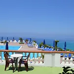 Apartmanhotel Villaggio Calispera 4*