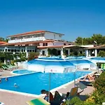 Villaggio Calispera 4*