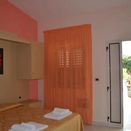 شقة فندقية Villaggio Calispera 4*