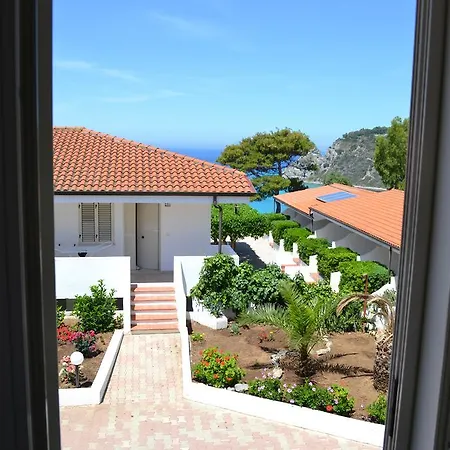 Villaggio Calispera 3* Capo Vaticano