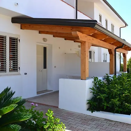 Villaggio Calispera 4*