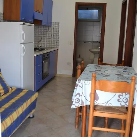 شقة فندقية Villaggio Calispera 4*