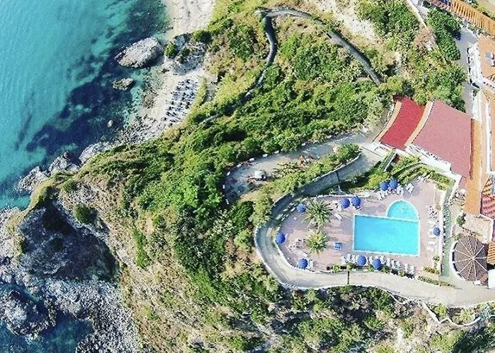 Villaggio Calispera 4*